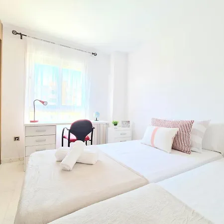 Apartamento 3 Dormitorios Malaga Exterior photo